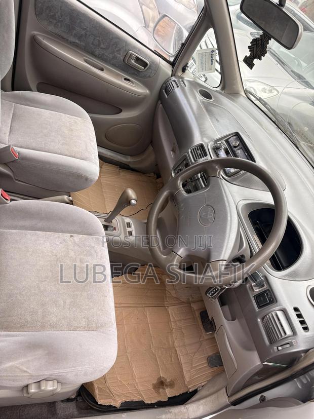 Toyota Corolla Spacio 2001 Silver