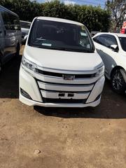 Toyota Noah 2.0 FWD (7 Seater) 2017 White for sale