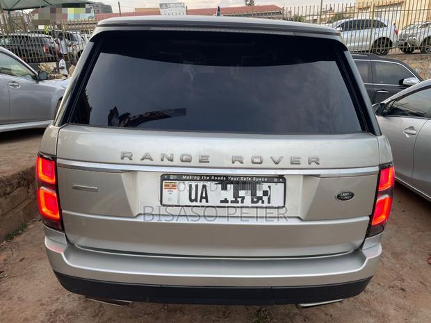 Land Rover Range Rover Vogue 2016 Silver