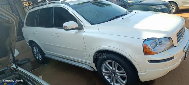 Volvo XC90 3.2 4dr SUV AWD (3.2L 6cyl 6A) 2011 Pearl