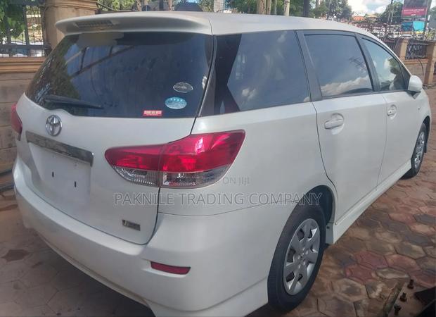 Toyota Wish 2012 White