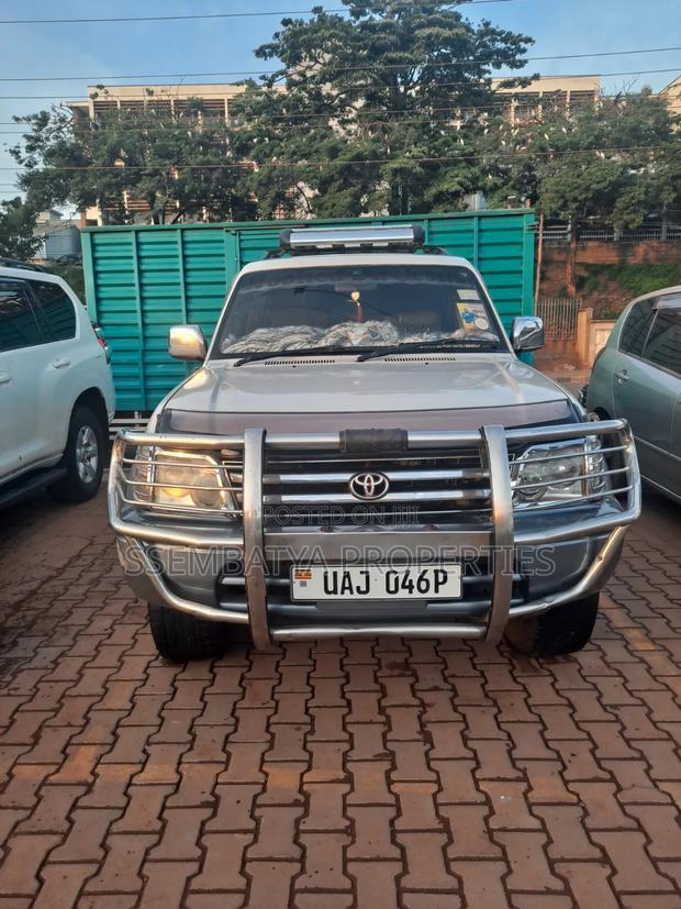 Toyota Land Cruiser Prado 3.0 D-4D 5dr 2007 Silver
