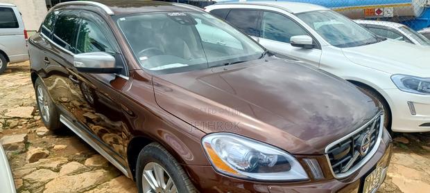 Volvo XC60 2013 Brown