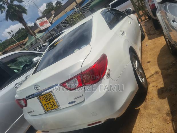 Toyota Mark X 2010 White