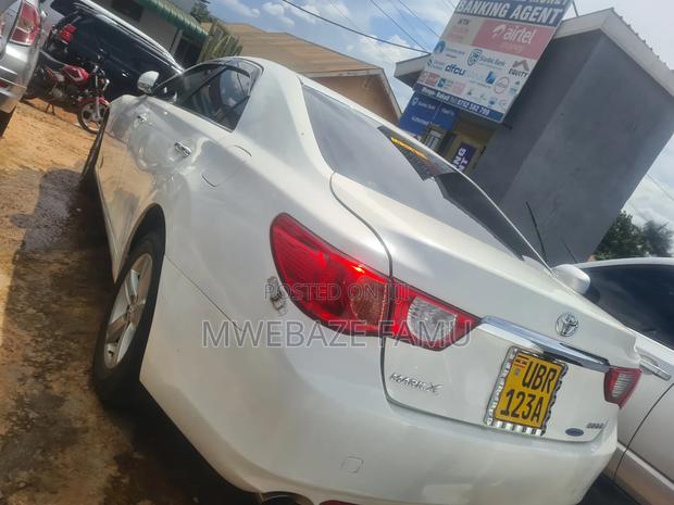 Toyota Mark X 2010 White