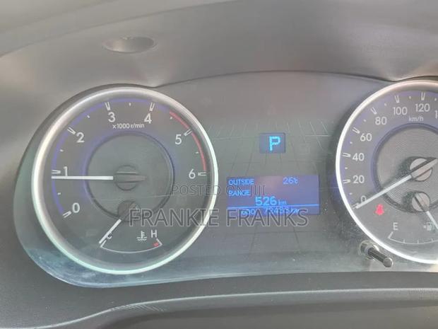 Toyota Hilux Rugged 4x4 2019 Maroon