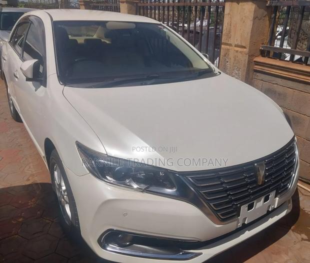 Toyota Premio 2016 White