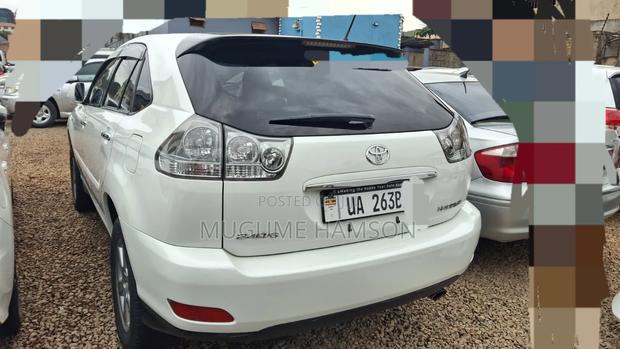 Toyota Harrier 2.4 2012 White