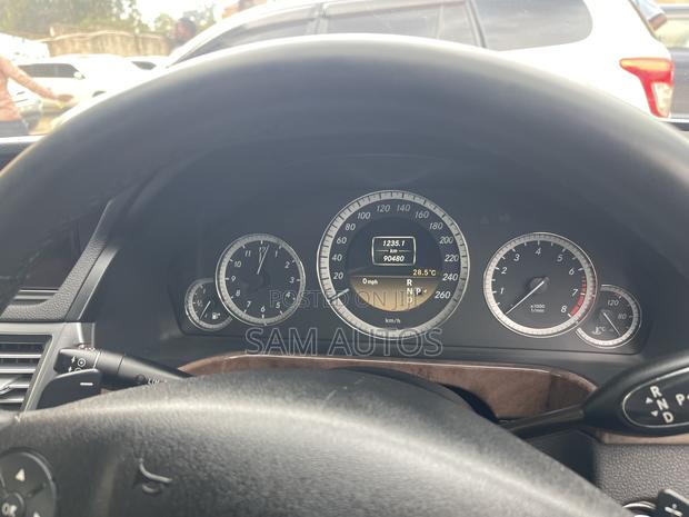 Mercedes-Benz E300 2011 Silver