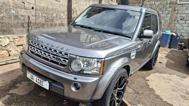 Land Rover Discovery 2014 Gray