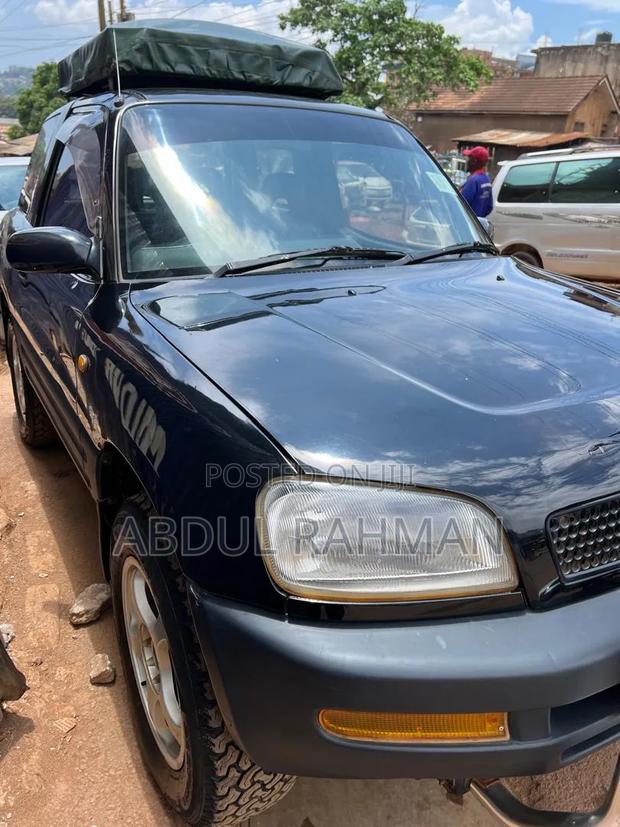Toyota RAV4 Cabriolet 1998 Black