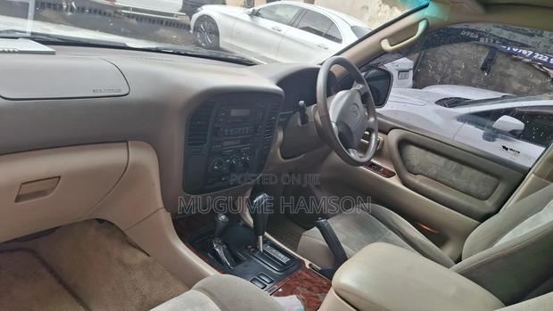 Toyota Land Cruiser Cygnus 4.7 2003 White