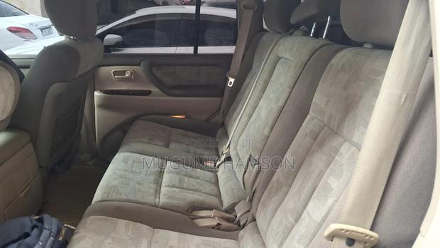 Toyota Land Cruiser Cygnus 4.7 2003 White