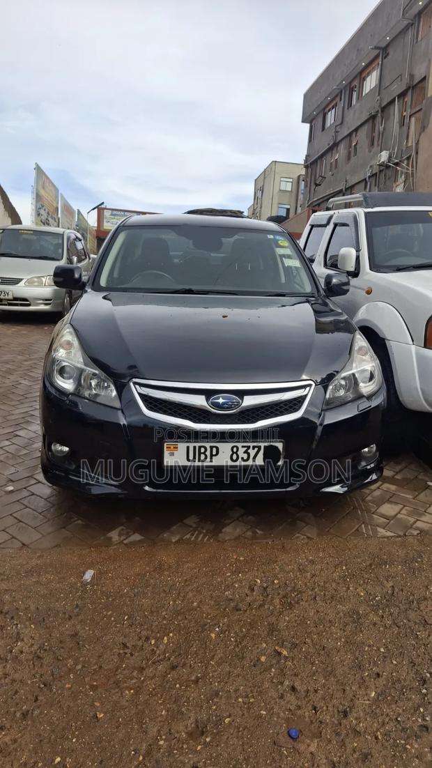 Subaru Legacy 2011 Black