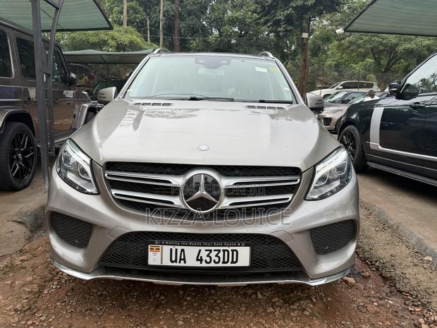 Mercedes-Benz GLE-Class 2016 Gold