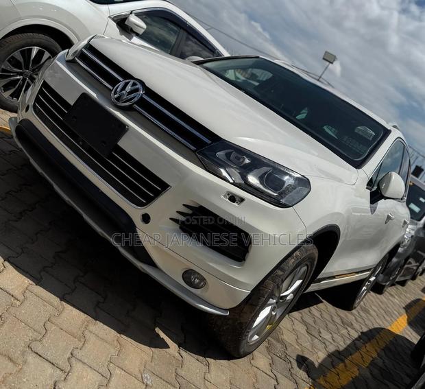 Volkswagen Touareg VR6 Executive 2012 White