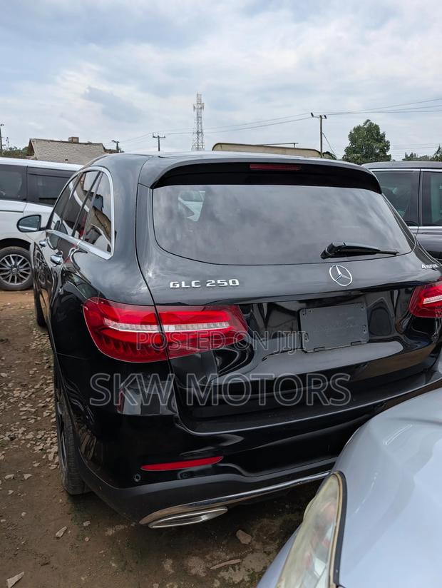 Mercedes-Benz GLC-Class 2017 Black