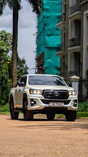 Toyota Hilux 2019 White for sale