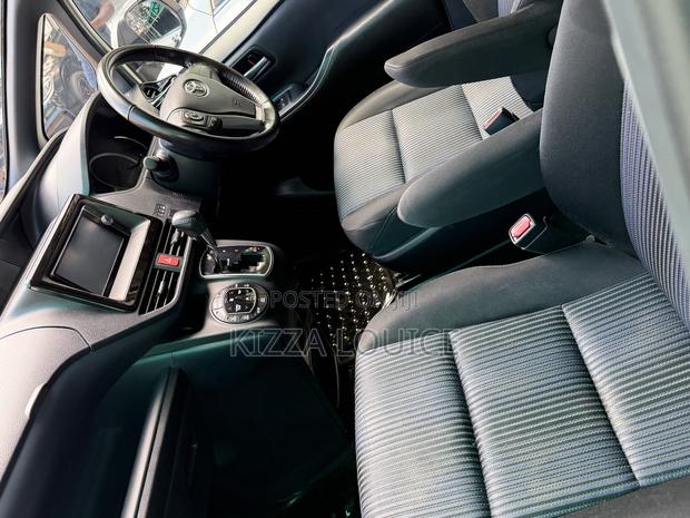 Toyota Noah 2016 Black