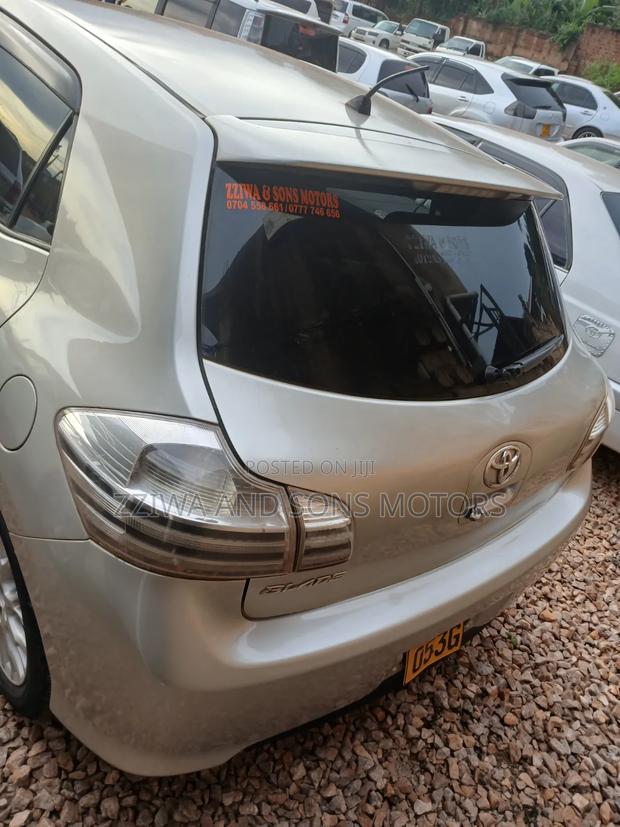 Toyota Blade 2005 Silver