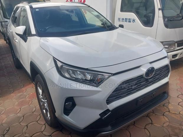 Toyota RAV4 2020 White