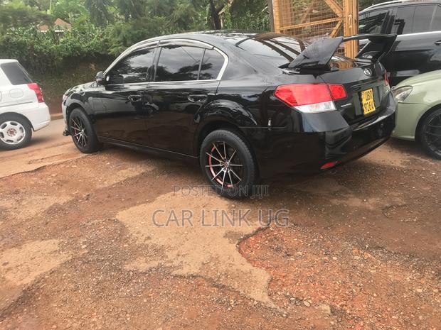Subaru Legacy 2011 Black