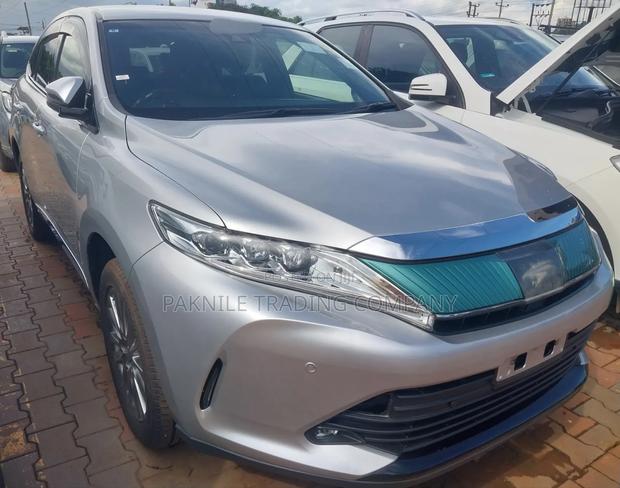 Toyota Harrier S 2020 Silver