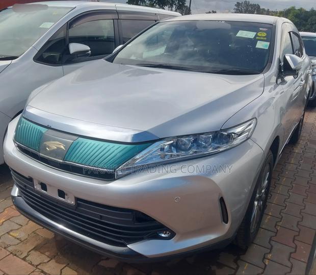Toyota Harrier S 2020 Silver