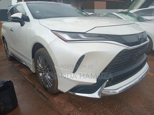 Toyota Harrier 2020 White