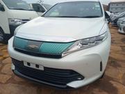 Toyota Harrier 2017 White for sale
