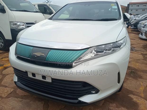 Toyota Harrier 2017 White
