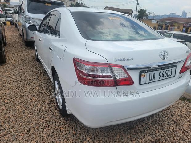 Toyota Premio 2014 White