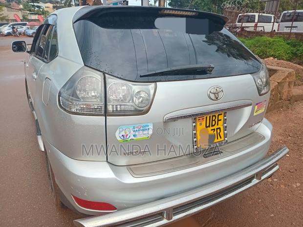 Toyota Harrier 2006 Silver