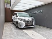 Toyota Alphard 2.5 Petrol FWD 2017 Silver for sale
