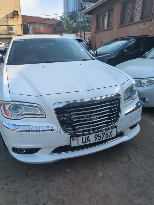 Chrysler 300C 2015 White