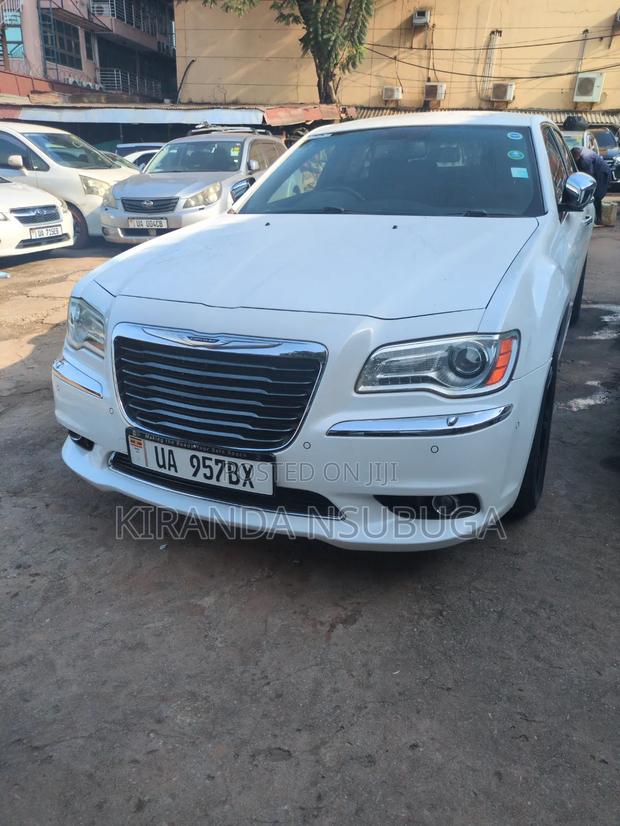 Chrysler 300C 2015 White