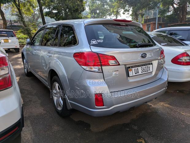 Subaru Outback 2016 Silver