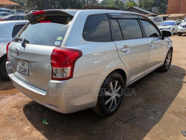 Toyota Corolla Fielder 2015 Silver