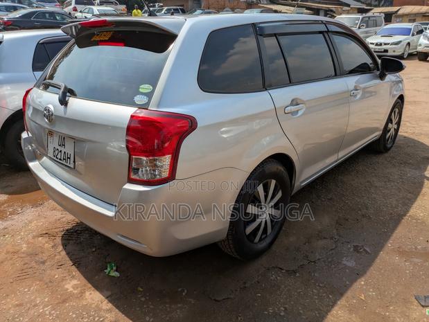 Toyota Corolla Fielder 2015 Silver