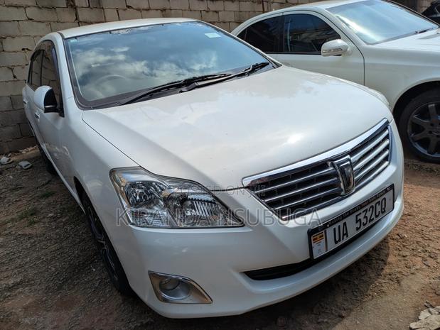 Toyota Premio 2011 White