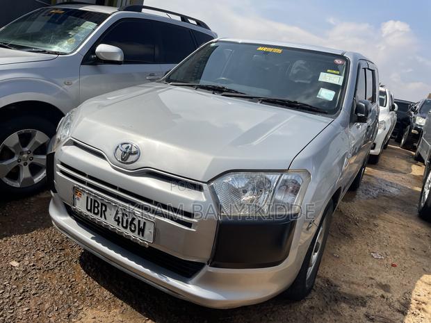 Toyota Probox 2016 Silver