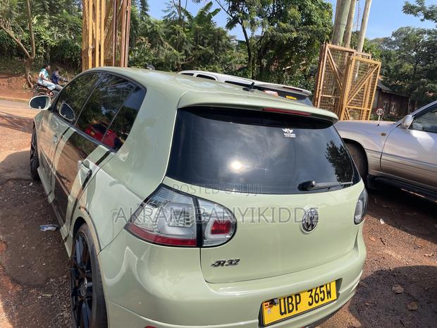 Volkswagen Golf R 4-Door 2016