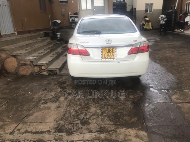 Toyota Premio 2009 White