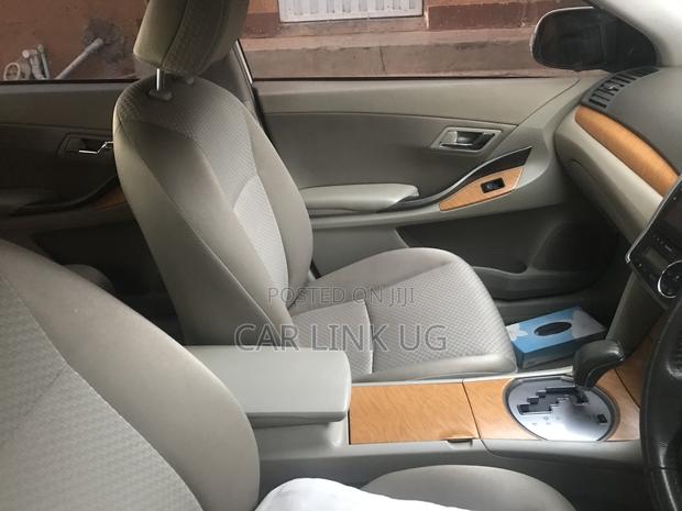 Toyota Premio 2009 White