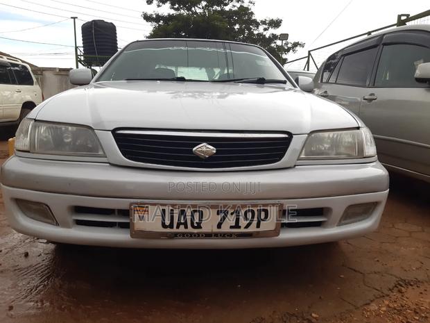 Toyota Premio 2001 White