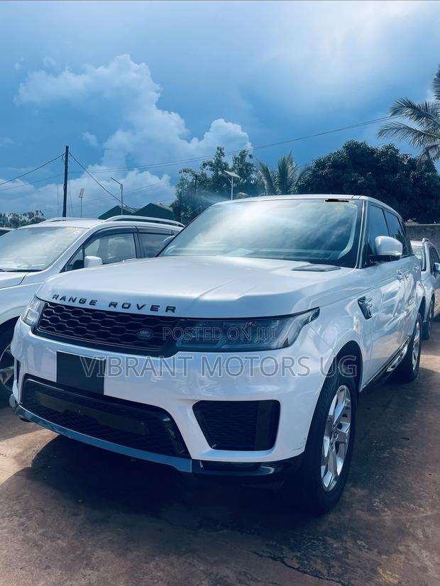 Land Rover Range Rover Sport HSE 4x4 (3.0L 6cyl 8A) 2017 White