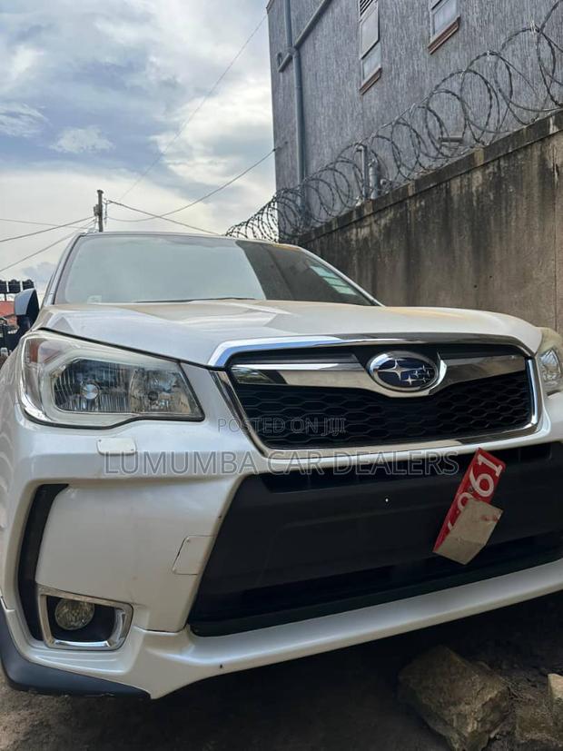 Subaru Forester 2.0XT Premium AWD 2018 White