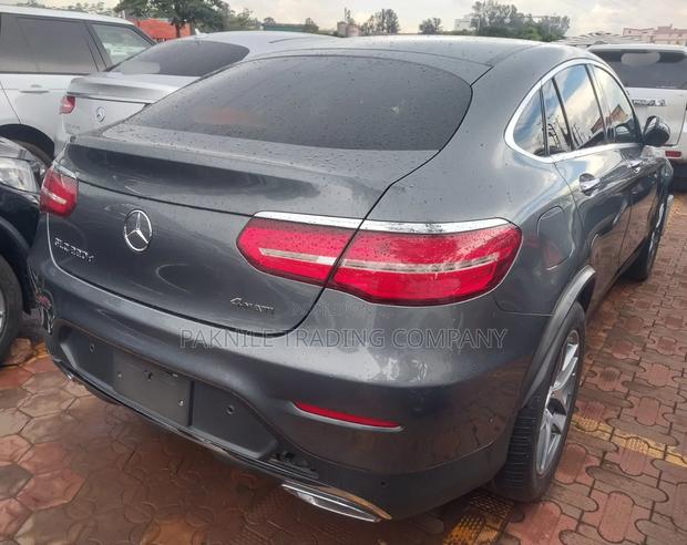 Mercedes-Benz 220 2018 Gray