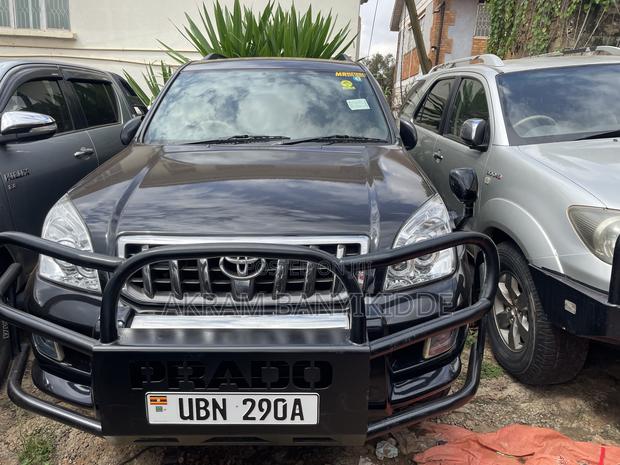 Toyota Land Cruiser Prado 2009 Black