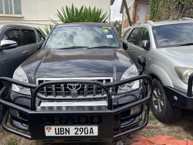 Toyota Land Cruiser Prado 2009 Black